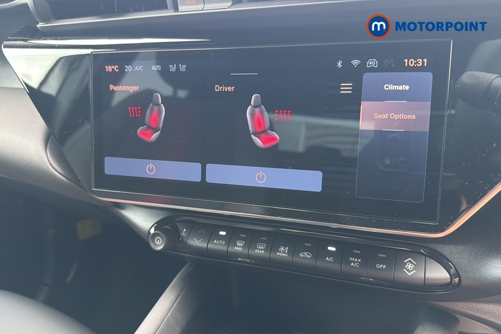 Alfa Romeo Junior 1.2 Turbo Ibrida Black #19