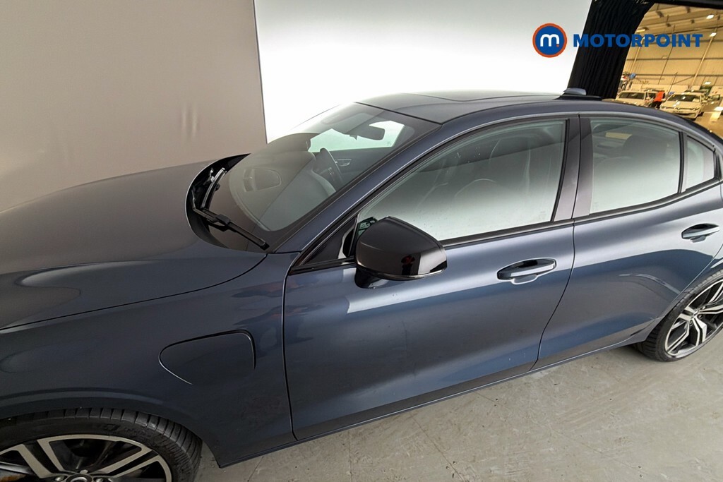 Volvo S60 R-design Plus White #42