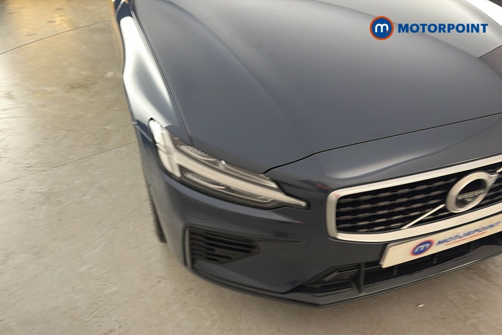 Volvo S60 R-design Plus White #43