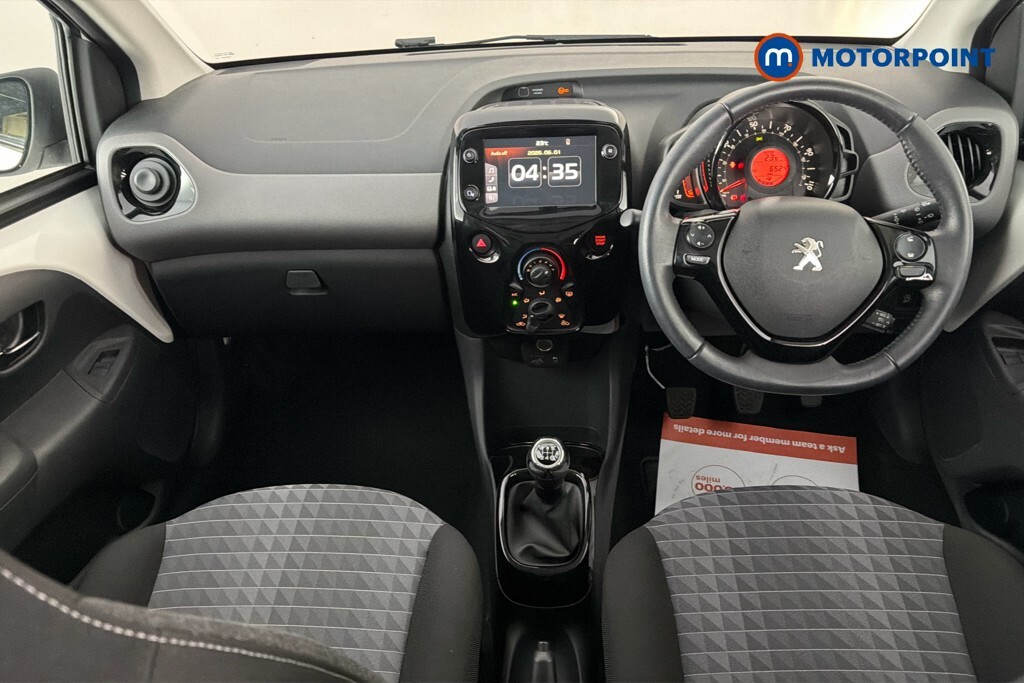 Peugeot 108 Active White #9