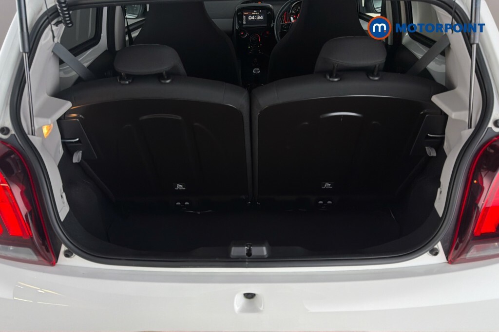 Peugeot 108 Active White #28