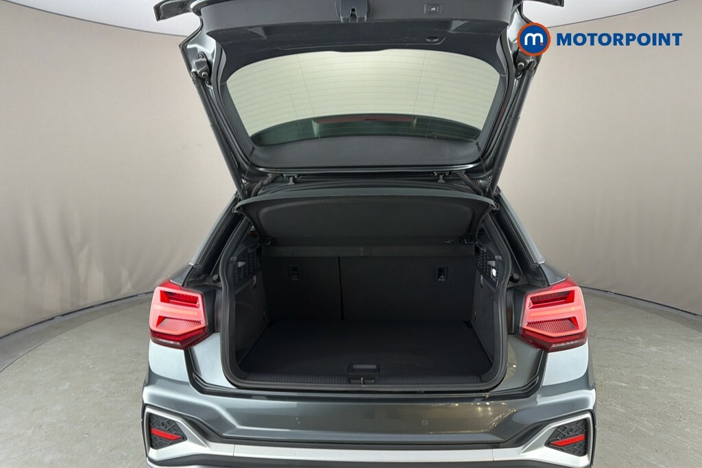 Audi Q2 Tfsi S Line Black Black #30
