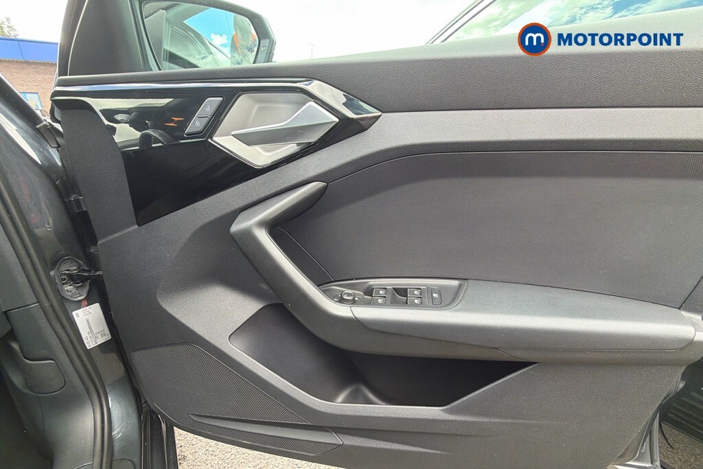 Audi A1 S Line 25 Tfsi 95 Ps 5-Speed Grey #17