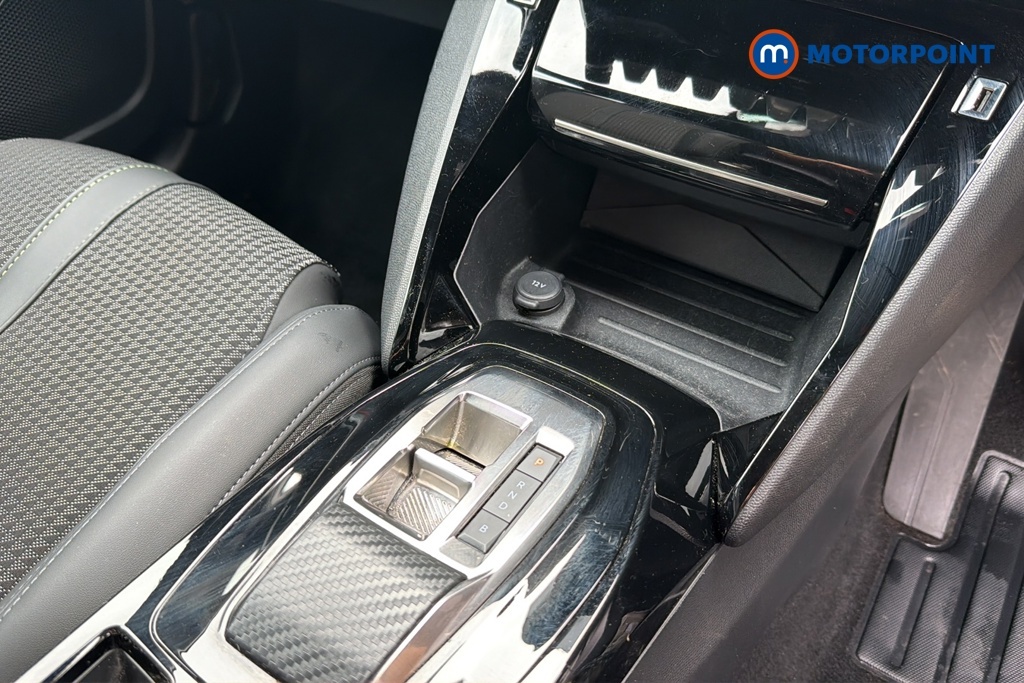 Peugeot e-2008 Gt Grey #22