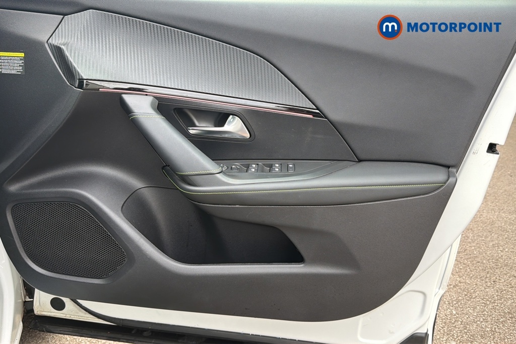 Peugeot e-2008 Gt Grey #24