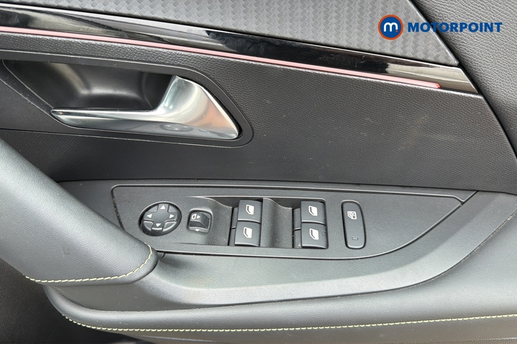 Peugeot e-2008 Gt Grey #25