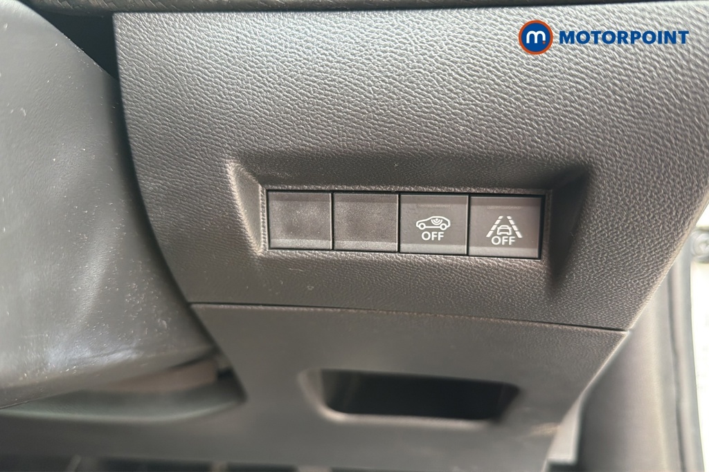 Peugeot e-2008 Gt Grey #18