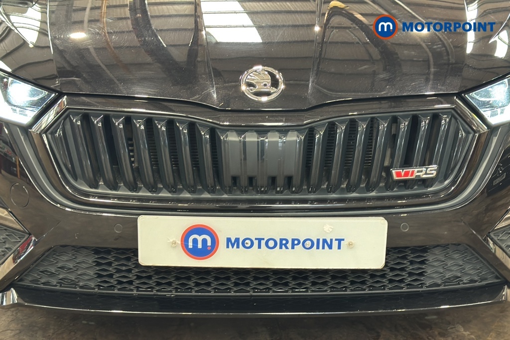 Skoda Octavia 2L Vrs Red #38