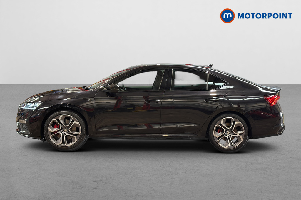 Skoda Octavia 2L Vrs Red #8