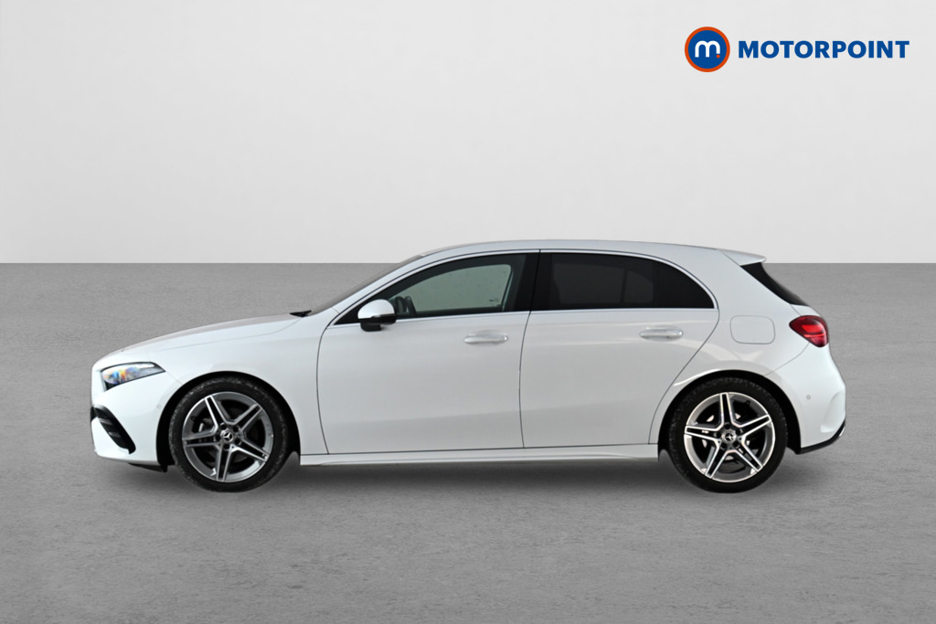 Mercedes-Benz A Class A180 Amg Line Executive YY73FHD White #4