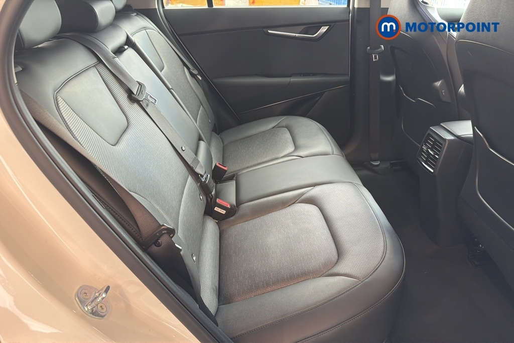 Kia e-Niro 150Kw 4 65Kwh White #30