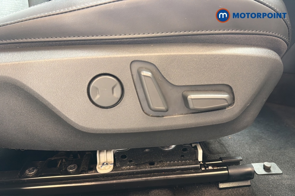 Kia e-Niro 150Kw 4 65Kwh White #28