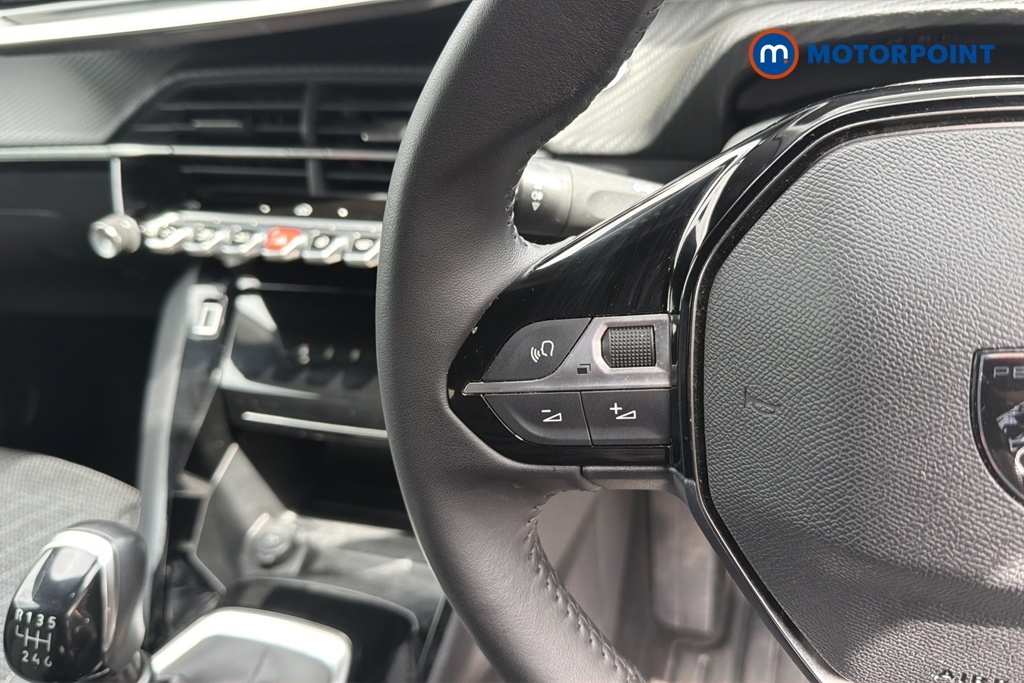 Peugeot 2008 Gt Puretech Grey #12