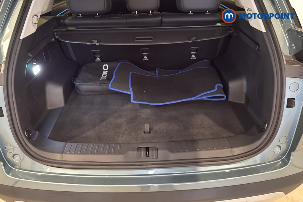 JAECOO 7 Shs Luxury Pearl Silverblack Roof Black #32