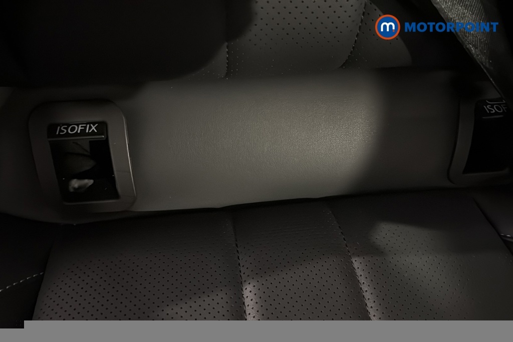 JAECOO 7 Shs Luxury Pearl Silverblack Roof Black #30