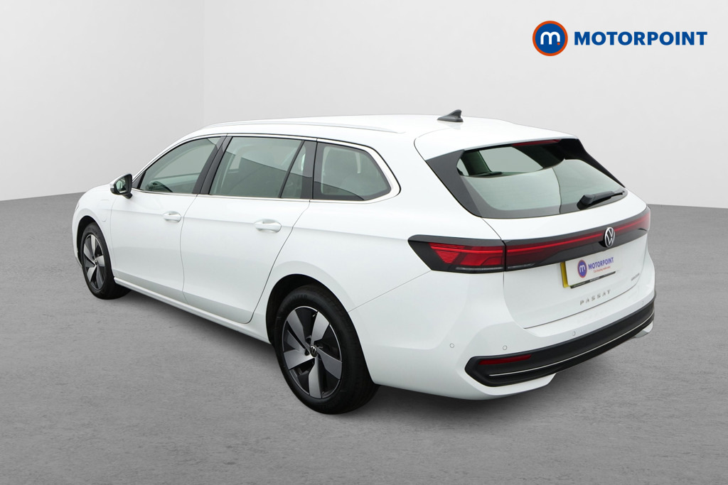 Volkswagen Passat 1.5 Tsi Ehybrid Life Dsg White #5