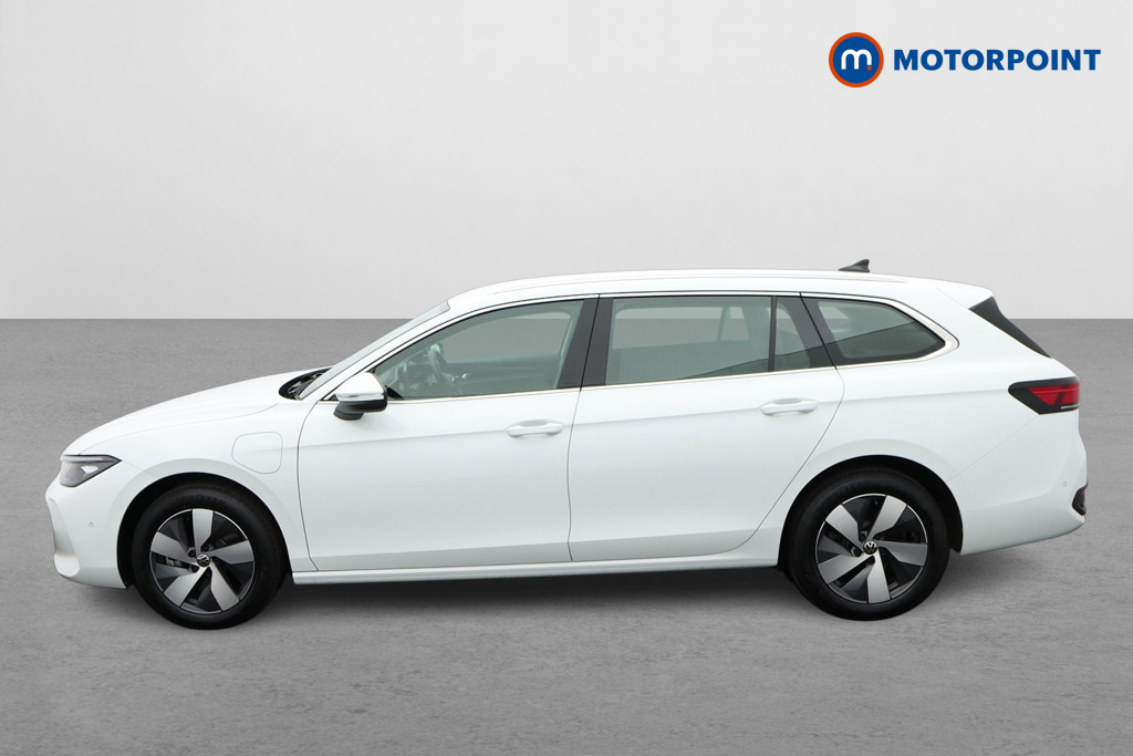Volkswagen Passat 1.5 Tsi Ehybrid Life Dsg White #4