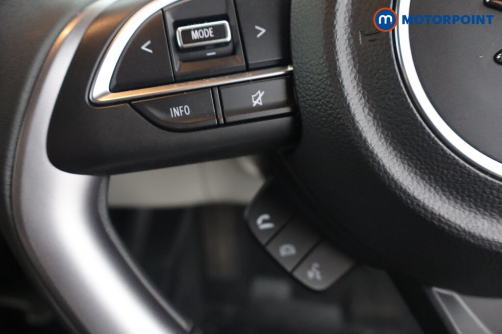 Suzuki Swift Motion Mhev Cvt 1.2 Red #23