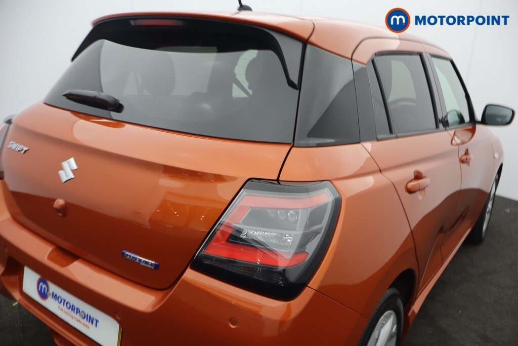 Suzuki Swift Motion Mhev Cvt 1.2 Red #11