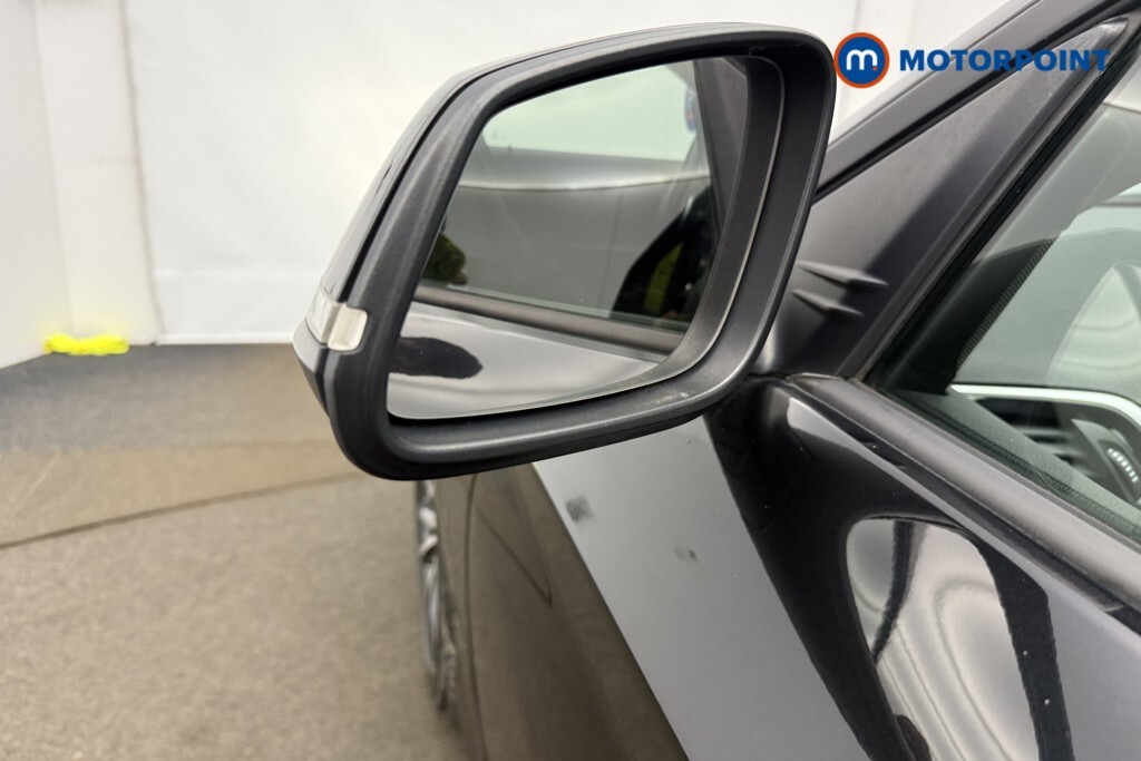 BMW 2 Series M240i Convertible Black #48