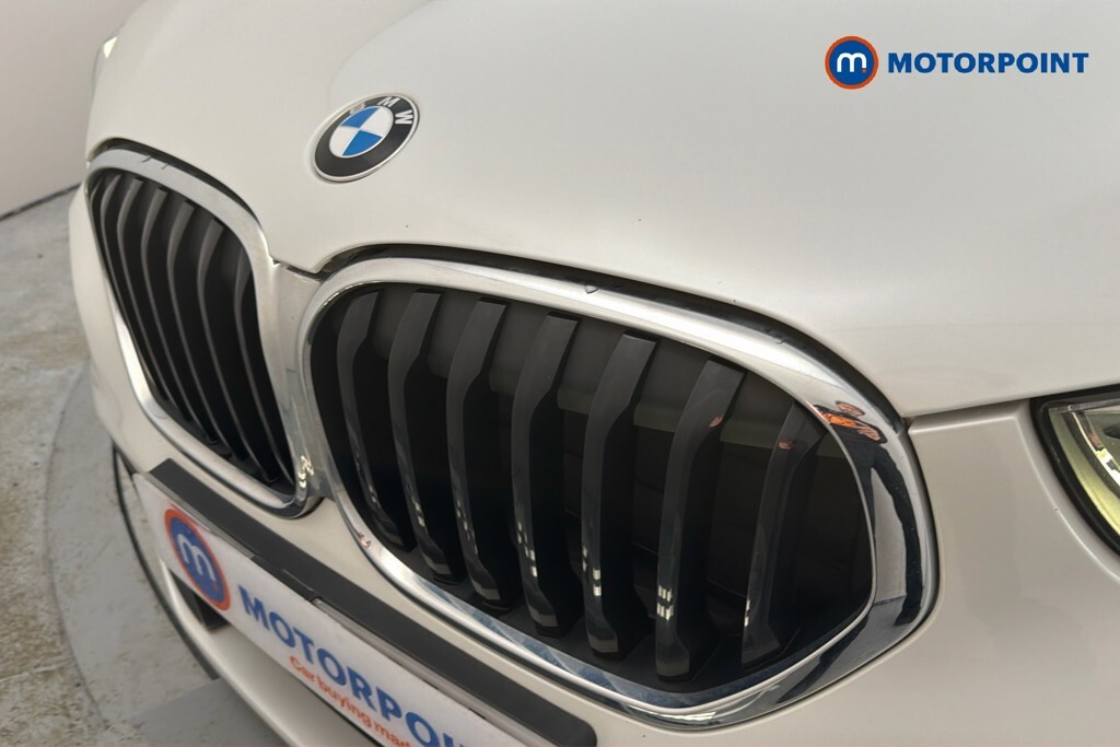 BMW X1 Hybrid White #45