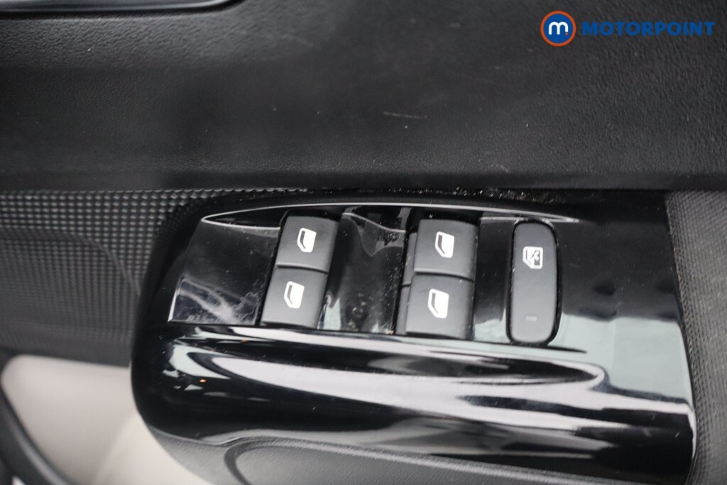 Citroen C3 1.2 Puretech 110 Plus Eat6 Grey #18
