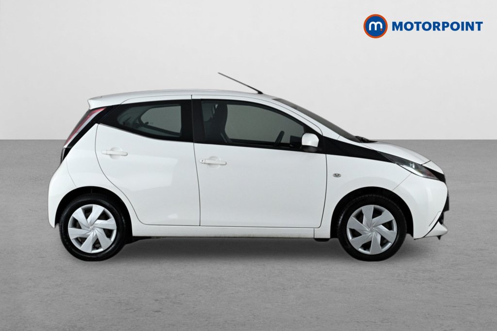 Toyota Aygo Hatchback Black #8
