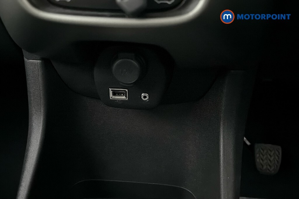 Toyota Aygo Hatchback Black #16