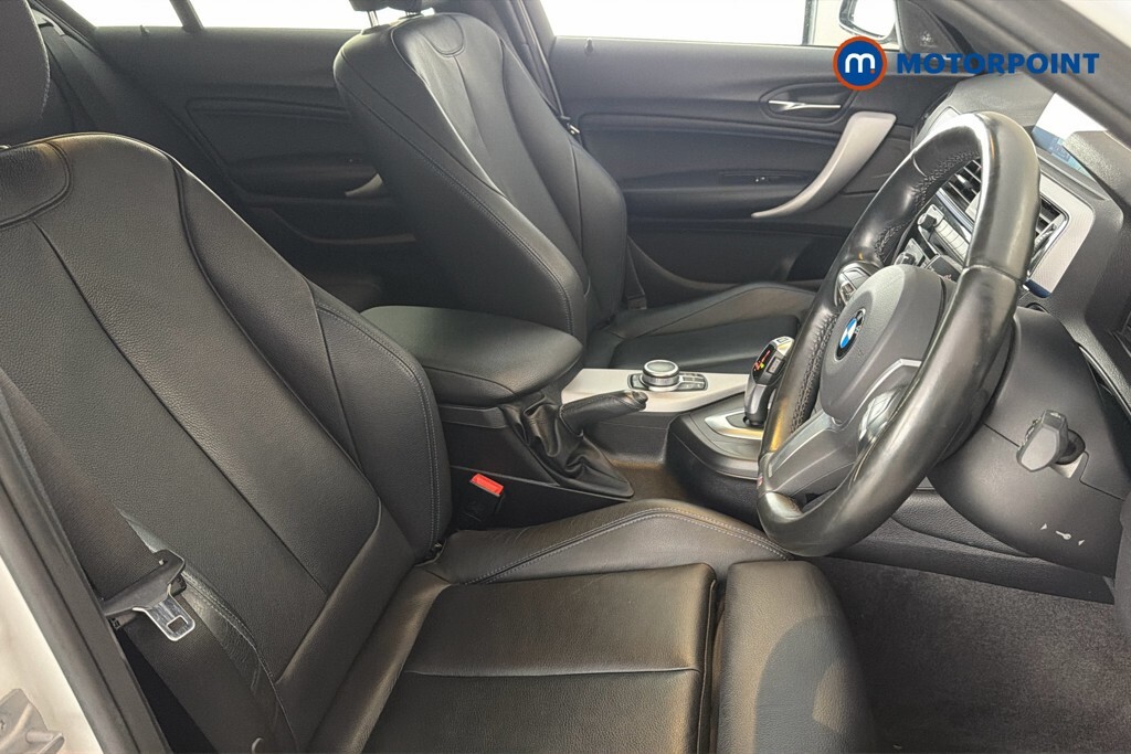 BMW 1 Series Sport White #21