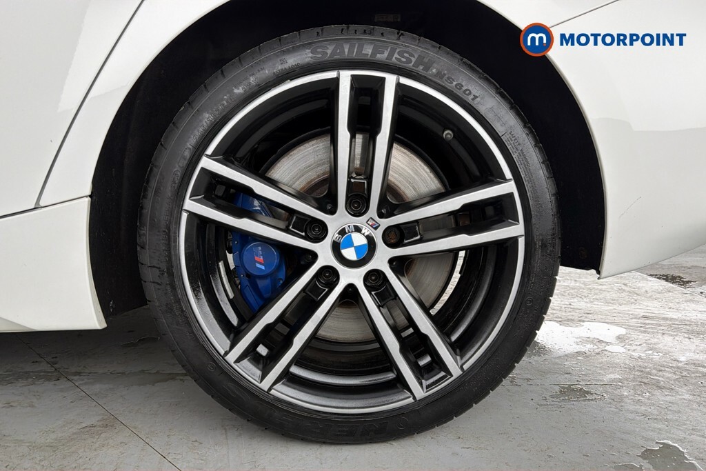 BMW 1 Series Sport White #35