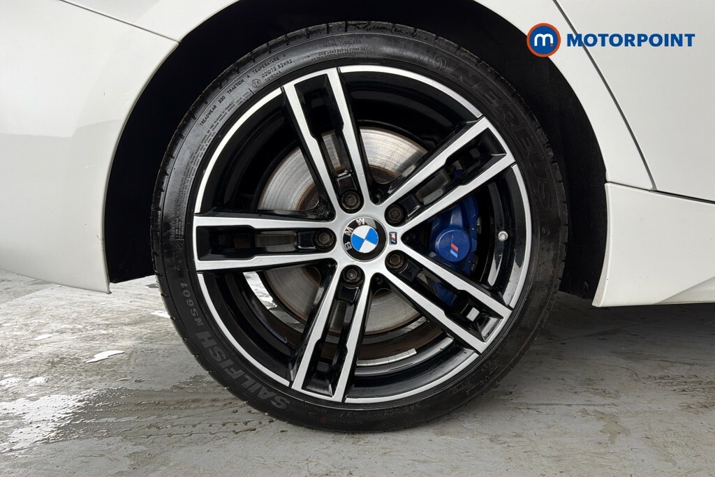BMW 1 Series Sport White #36