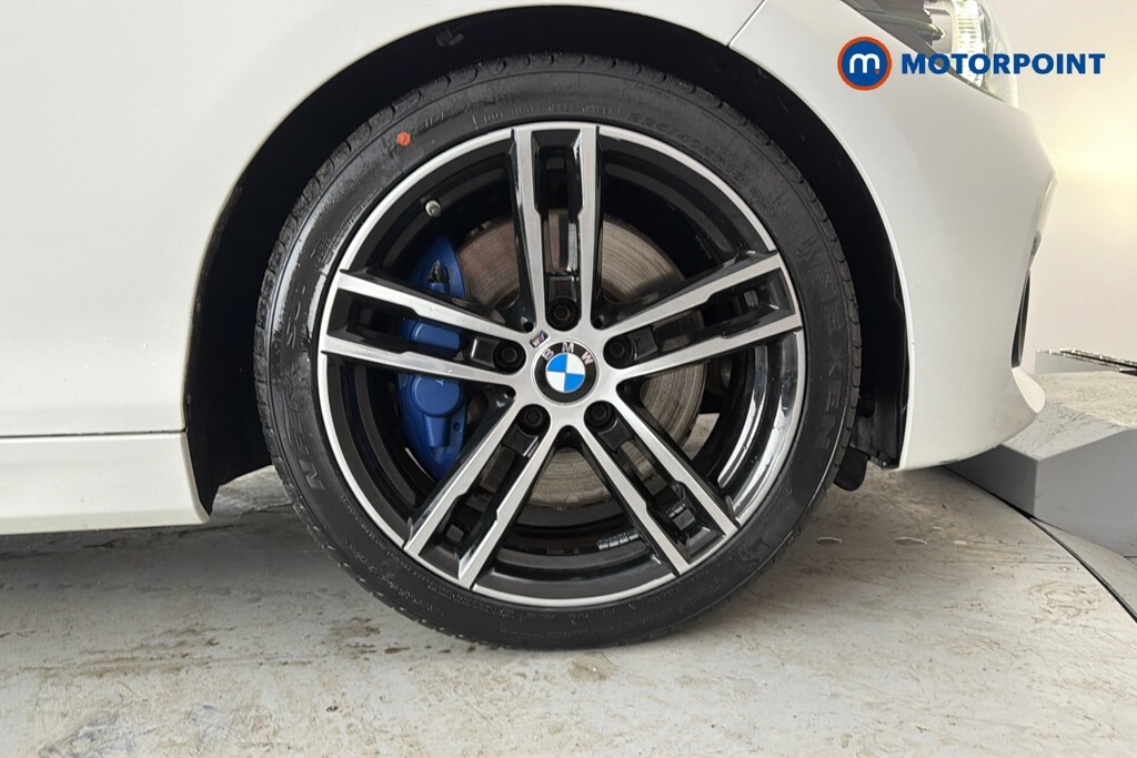 BMW 1 Series Sport White #37