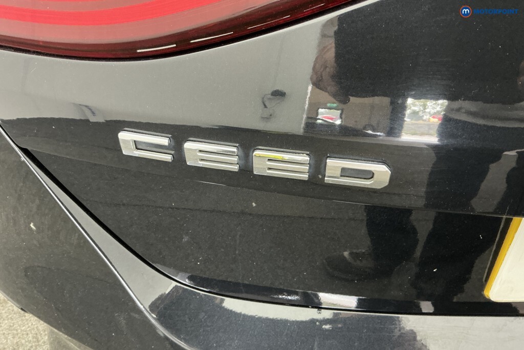 Kia Ceed 1.6 Crdi Gt Line Hatchback Euro Black #39