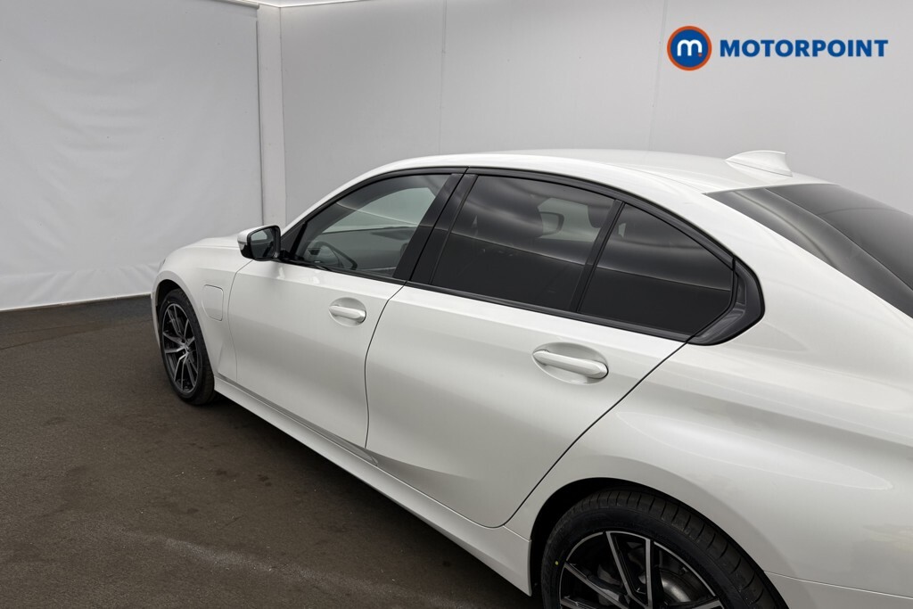 BMW 3 Series 320I Sport Step White #11