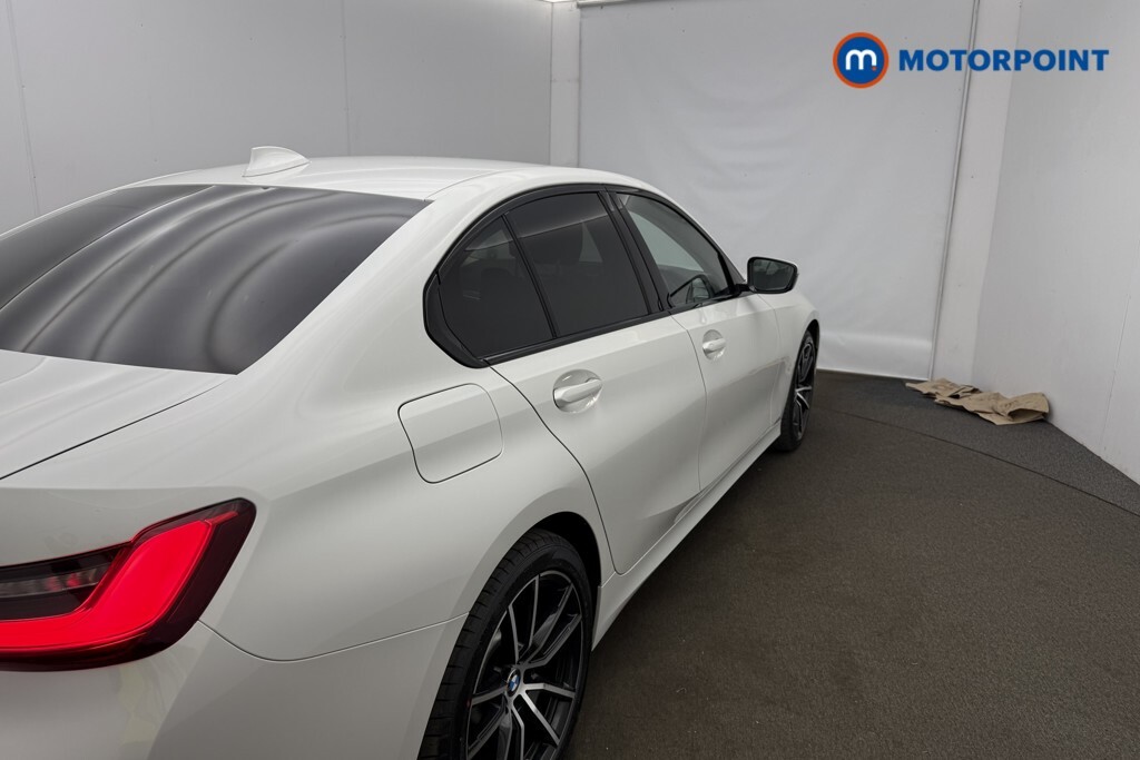 BMW 3 Series 320I Sport Step White #16