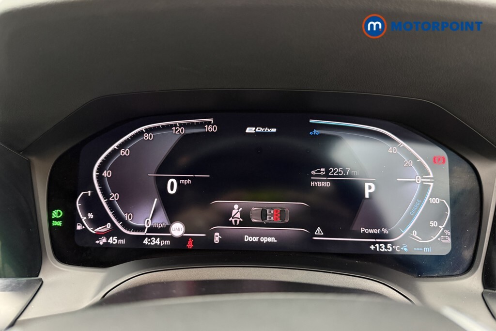 BMW 3 Series 320I Sport Step White #26