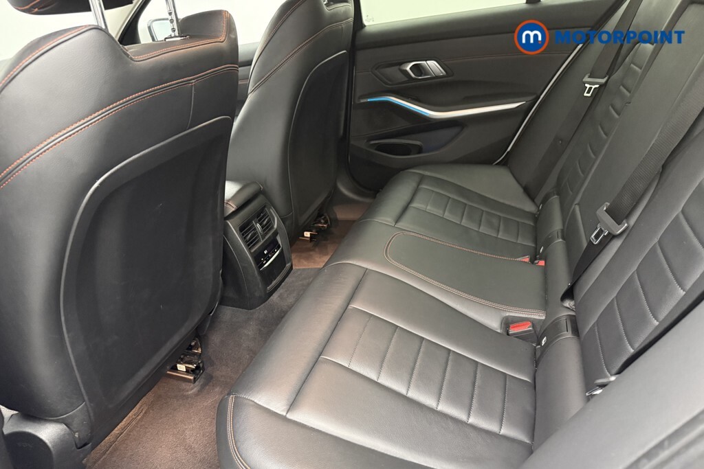 BMW 3 Series 320I Sport Step White #42