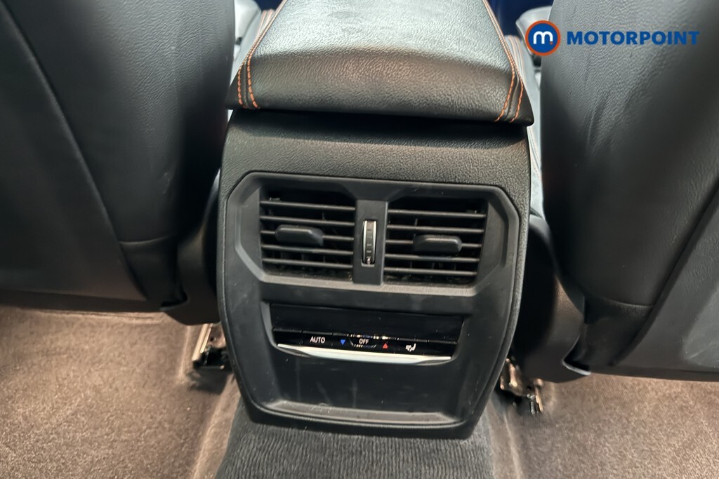BMW 3 Series 320I Sport Step White #22