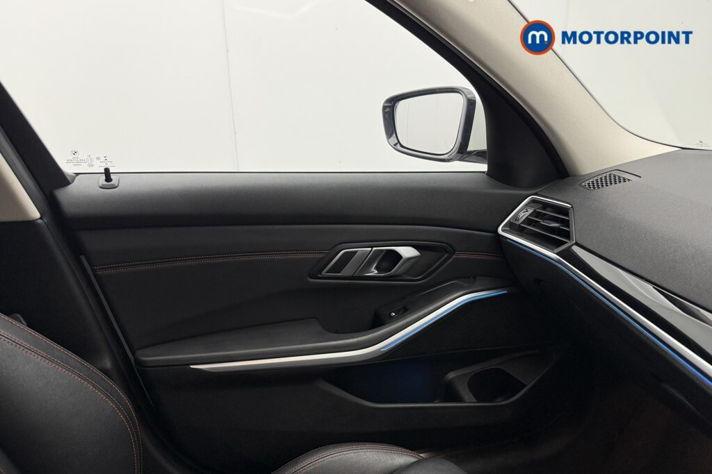 BMW 3 Series 320I Sport Step White #29