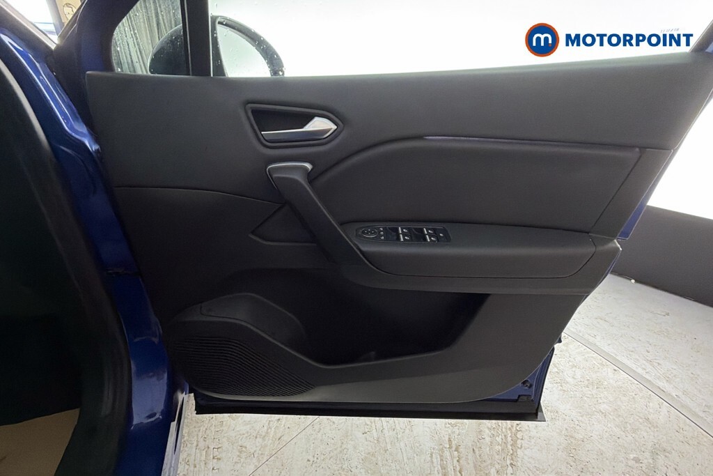 Renault Captur Renault Captur 1.0 Tce 90 Iconic Black #17
