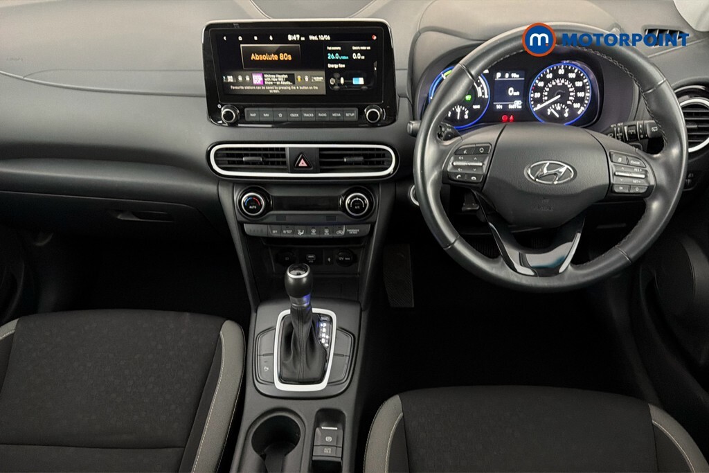 Hyundai Kona Ultimate White #9