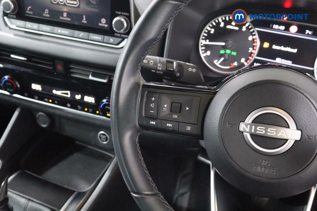 Nissan Qashqai E-power Tekna Plus Silver #12
