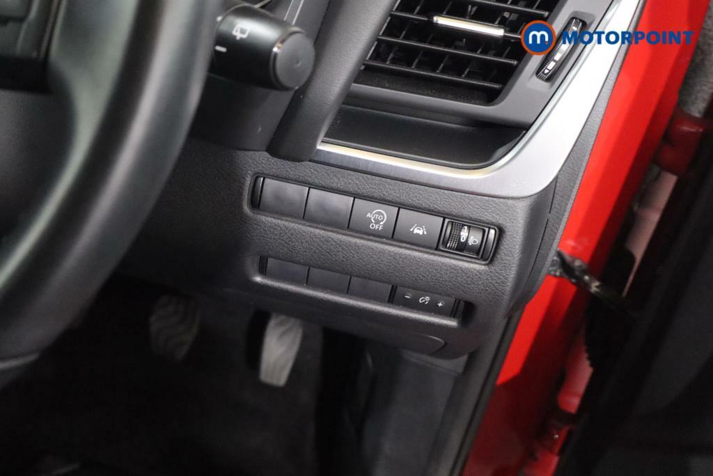 Nissan Qashqai E-power Tekna Plus Silver #17