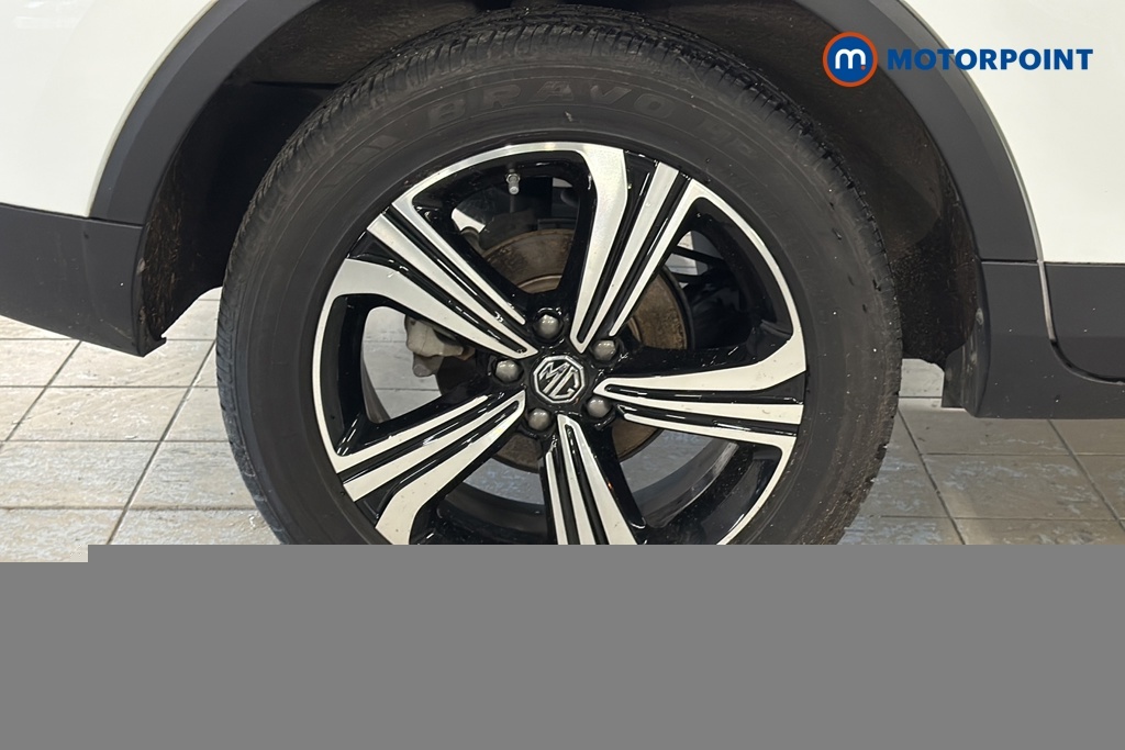 MG ZS 1.0T Gdi Exclusive Red #36