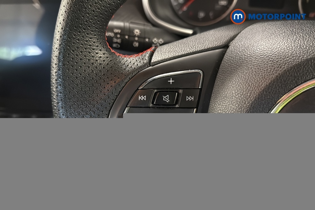 MG ZS 1.0T Gdi Exclusive Red #11