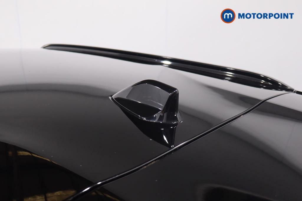 Peugeot 2008 Puretech Allure Premium Black #21