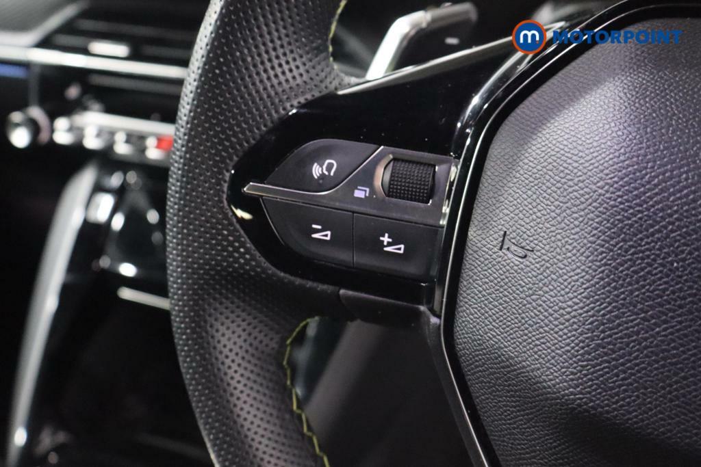 Peugeot 2008 Puretech Allure Premium Black #14