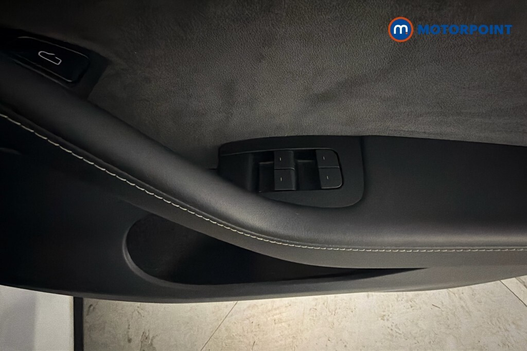 Tesla Model Y Suv Rwd 346 Ps White #17