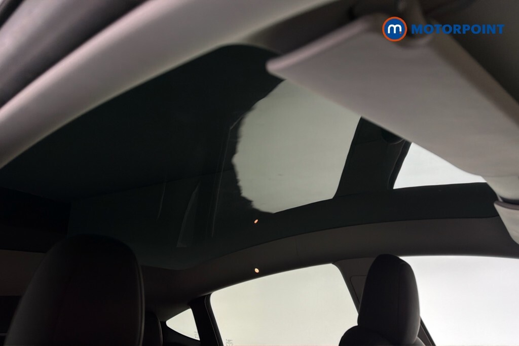 Tesla Model Y Suv Rwd 346 Ps White #25