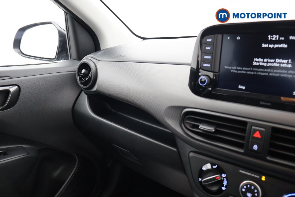 Hyundai I10 1.0 63 Advance Nav Blue #17